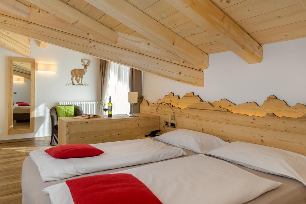 Hotel Garni Lastei Pozza di Fassa Extérieur photo