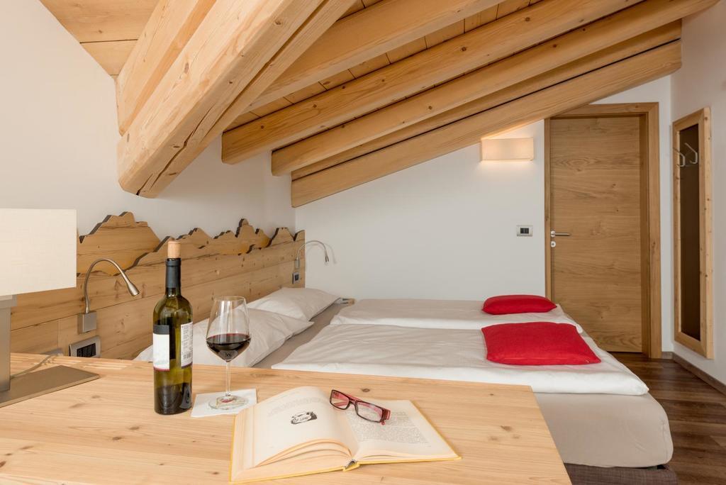 Hotel Garni Lastei Pozza di Fassa Extérieur photo