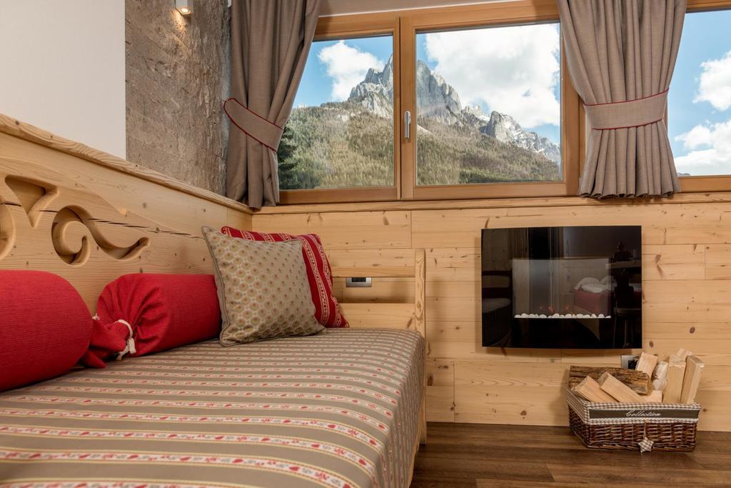 Hotel Garni Lastei Pozza di Fassa Extérieur photo