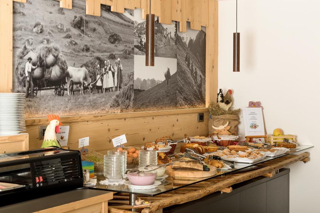 Hotel Garni Lastei Pozza di Fassa Extérieur photo